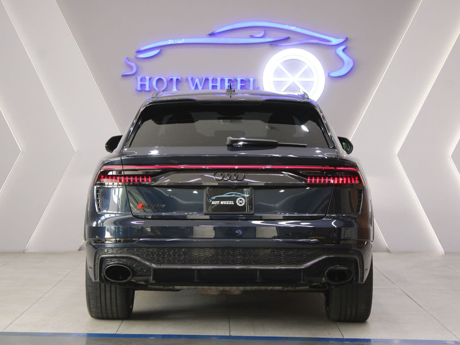 Audi RS Q8 thumbnail 2