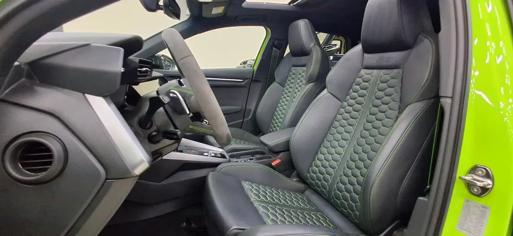 Audi RS3 thumbnail 6