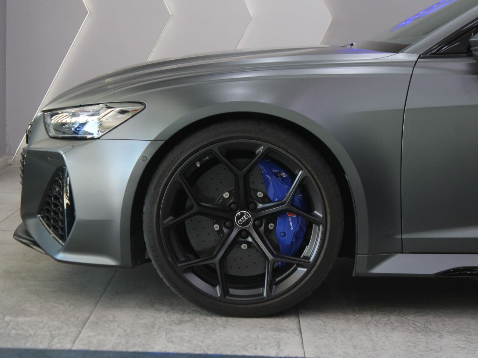 Audi RS6 thumbnail 4