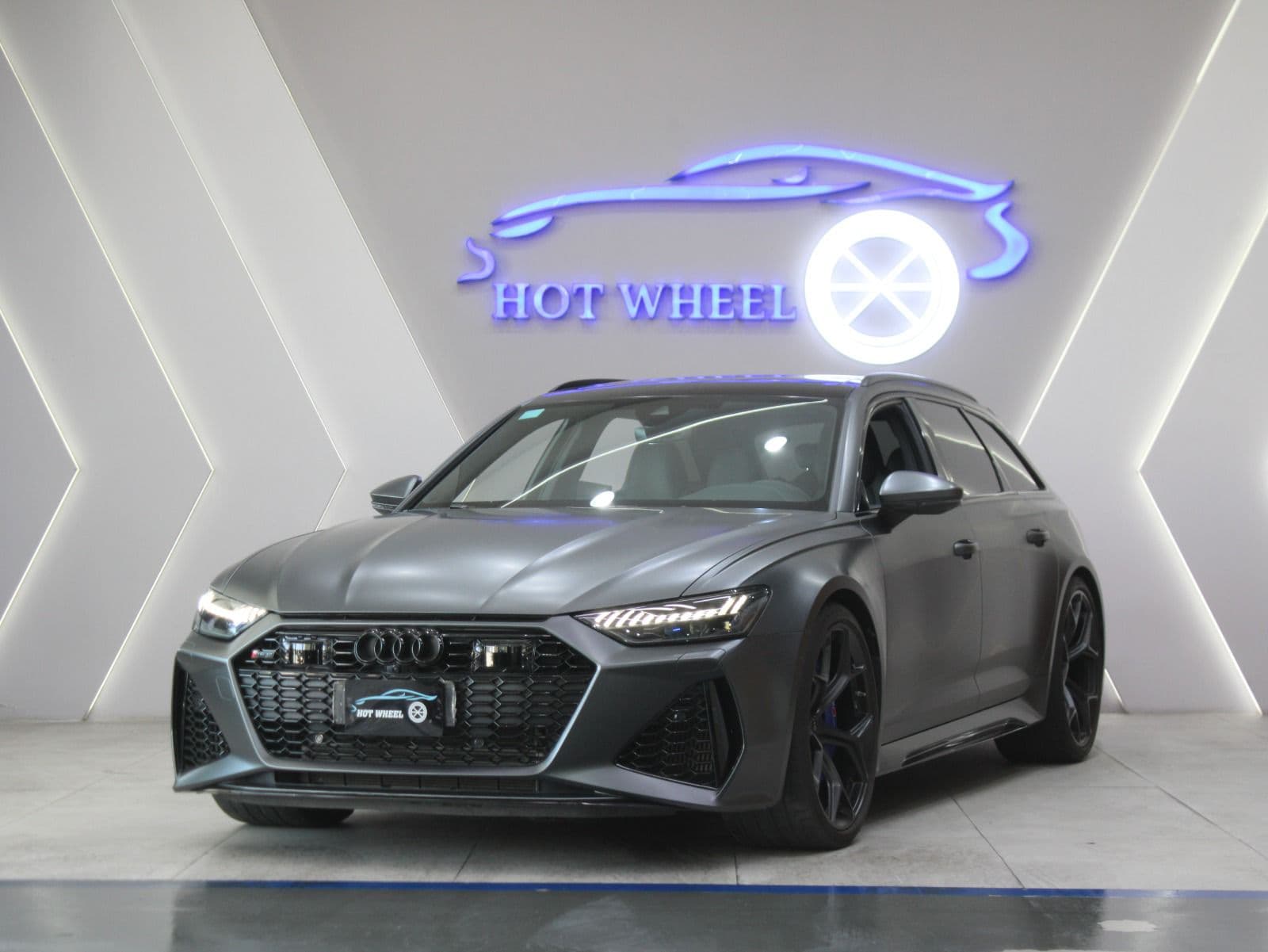 Audi RS6 thumbnail 5