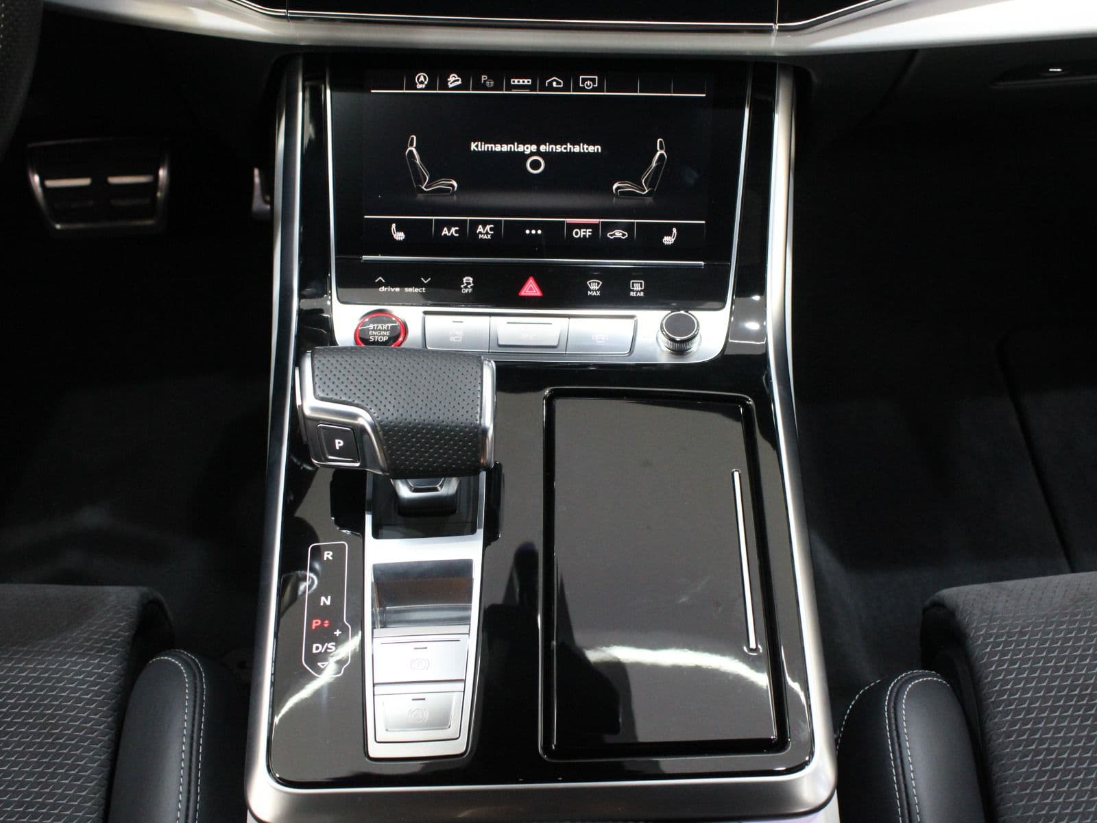Audi SQ8 thumbnail 3