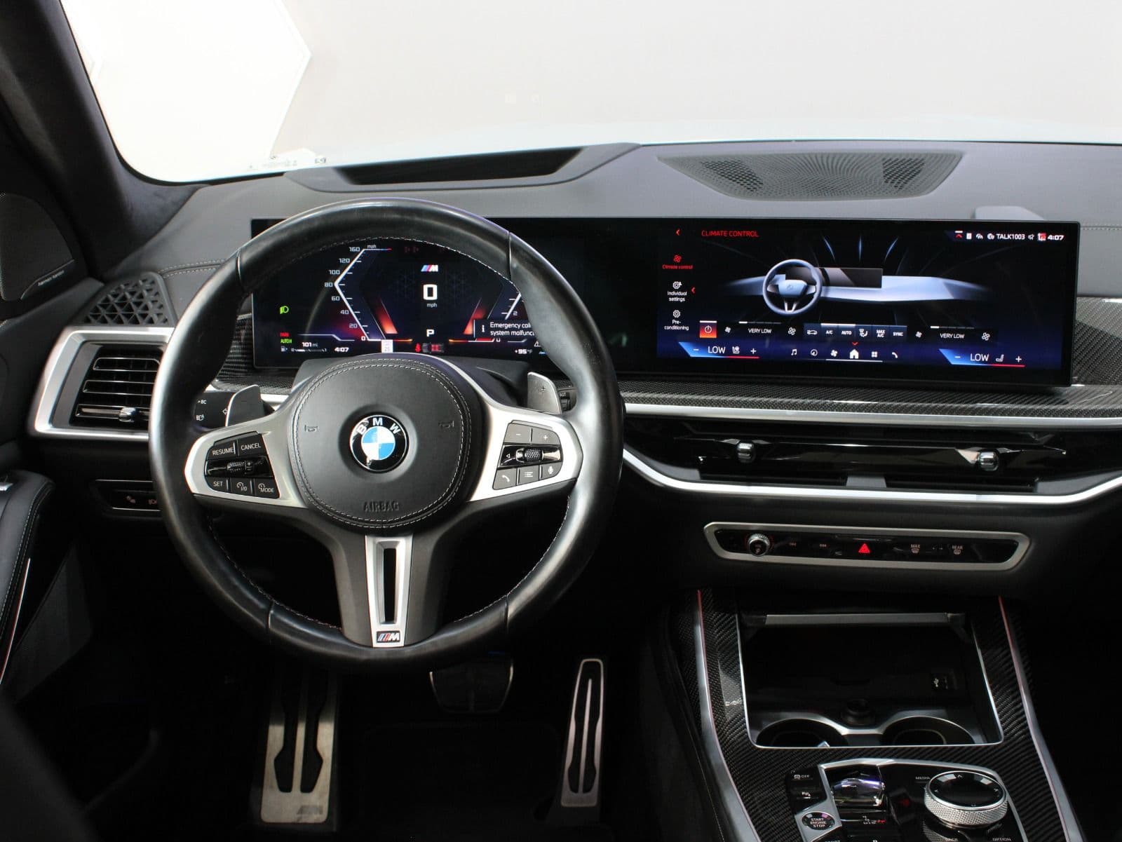 BMW X7 M60i thumbnail 8