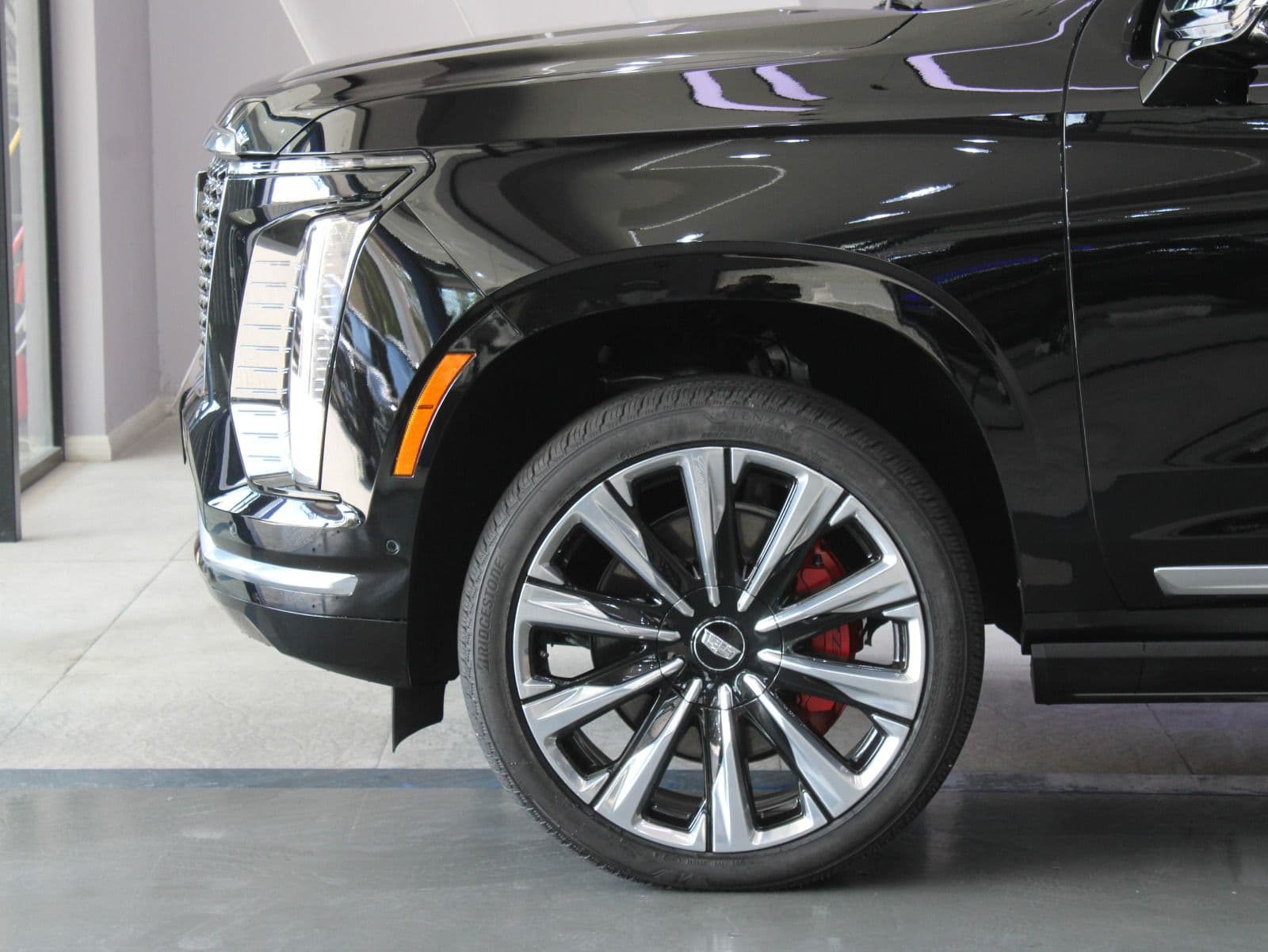 Cadillac Escalade thumbnail 7