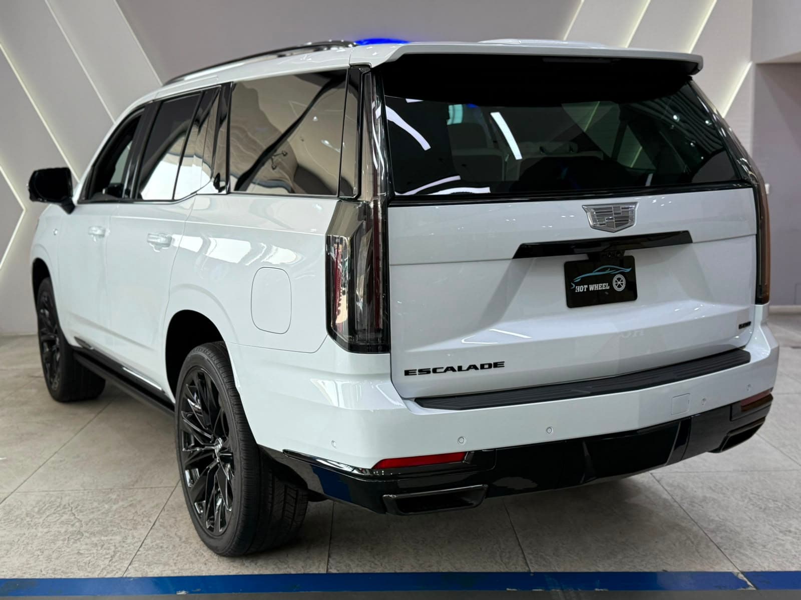 Cadillac Escalade thumbnail 7