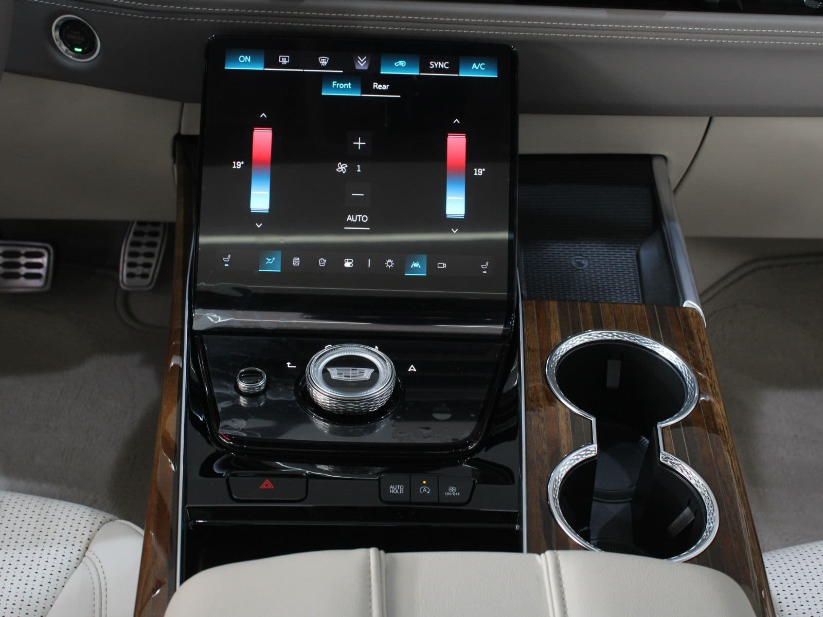 Cadillac Escalade Sport Platinum thumbnail 6