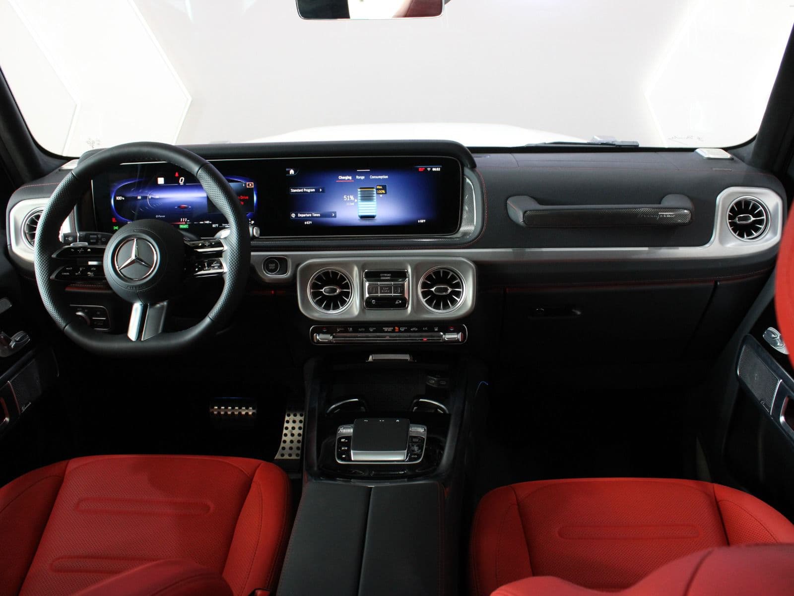 Mercedes-Benz G580 EQ thumbnail 3