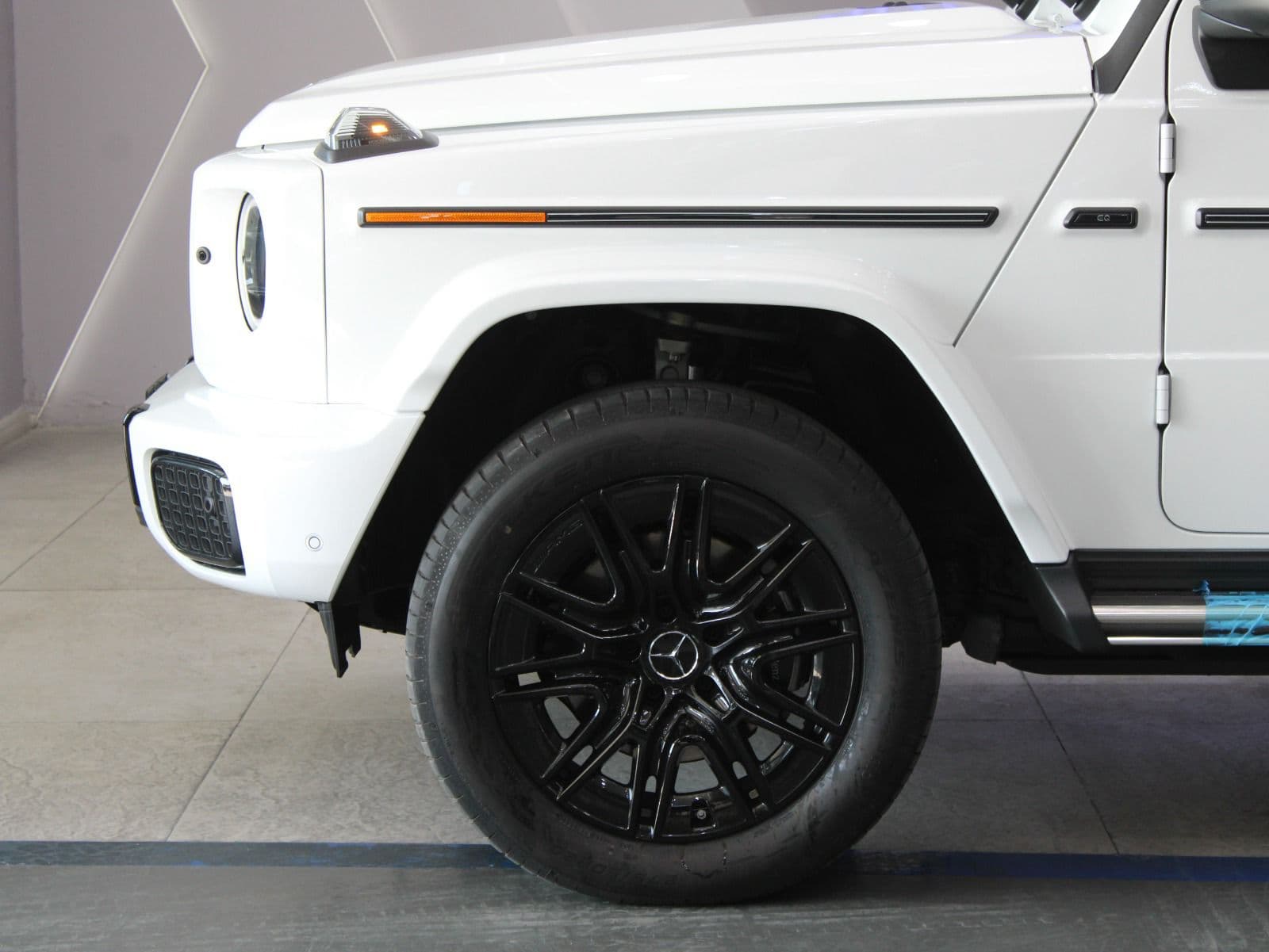 Mercedes-Benz G580 EQ thumbnail 8