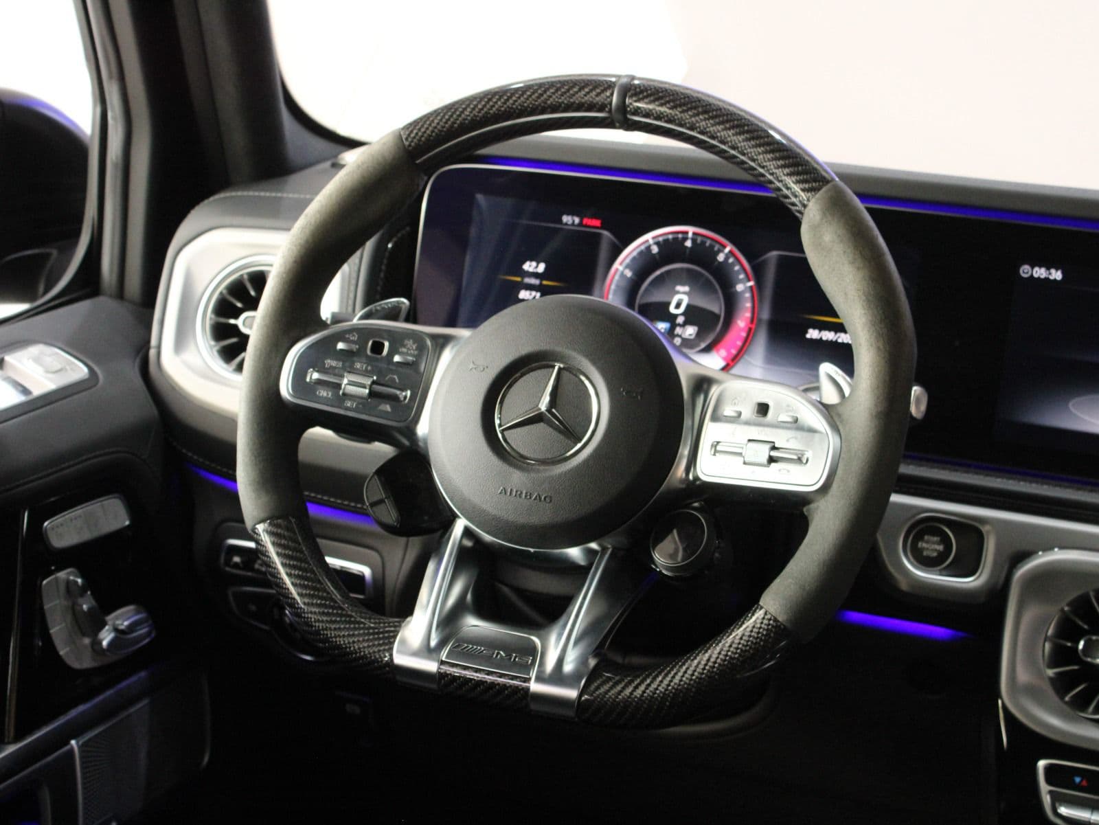 Mercedes-Benz G63 AMG thumbnail 9