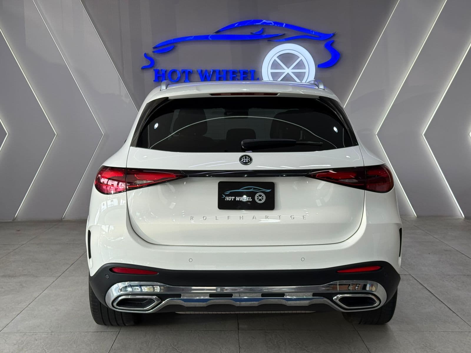 Mercedes-Benz GLC 200 thumbnail 3