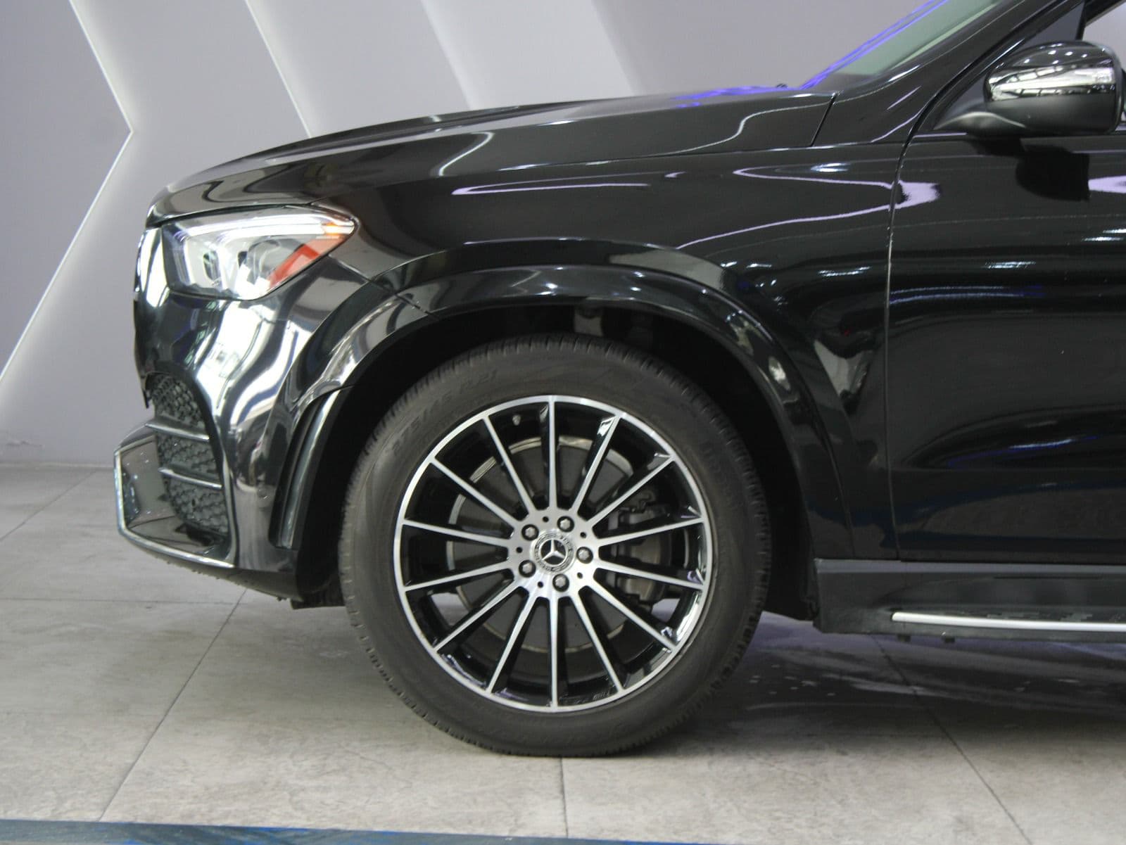 Mercedes-Benz GLE 450 thumbnail 6