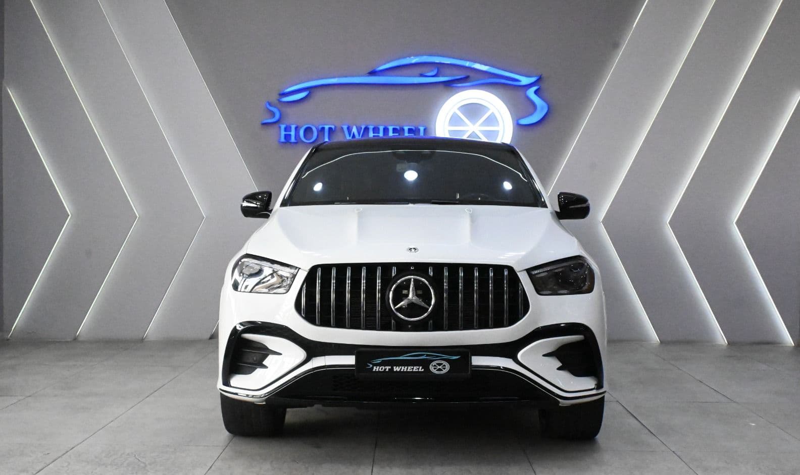 Mercedes-Benz GLE 53 AMG thumbnail 2