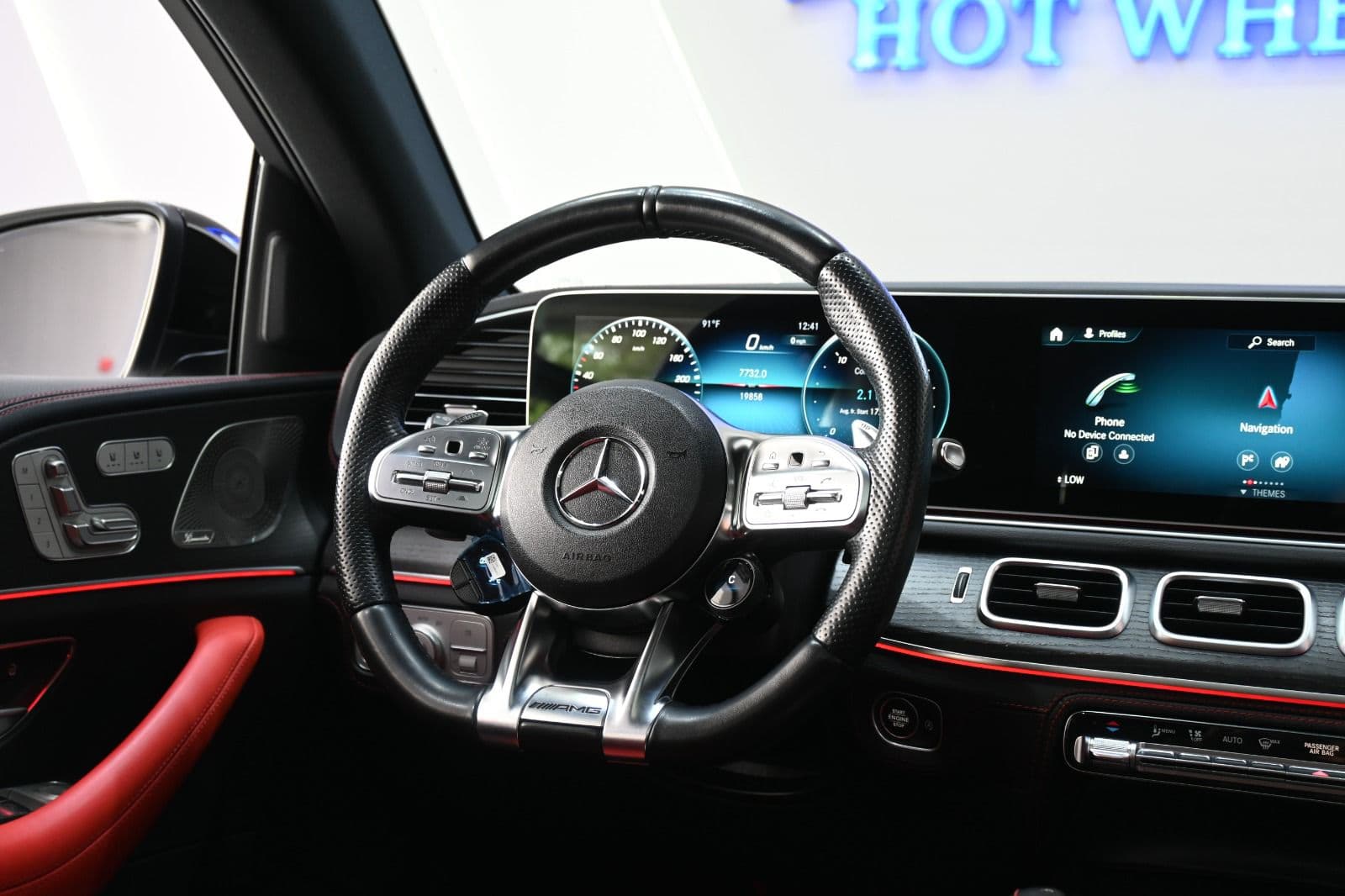 Mercedes-Benz GLE 53 AMG thumbnail 3