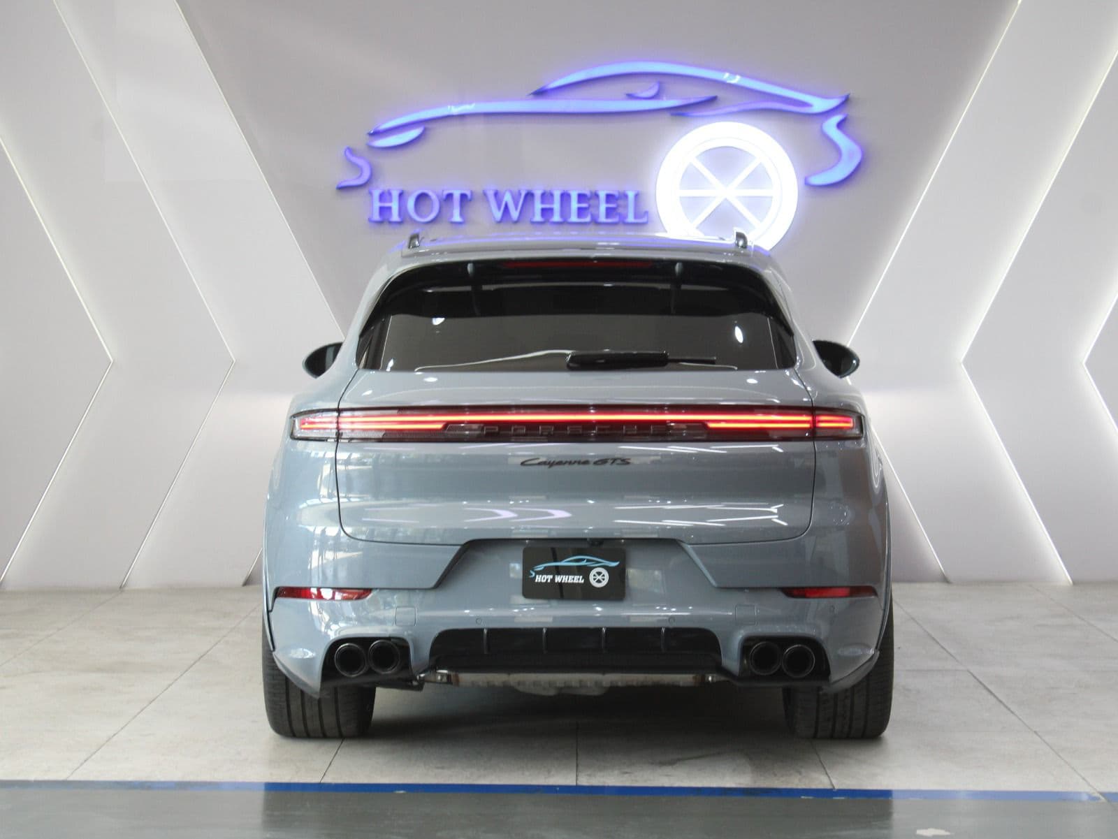 Porsche Cayenne GTS thumbnail 3