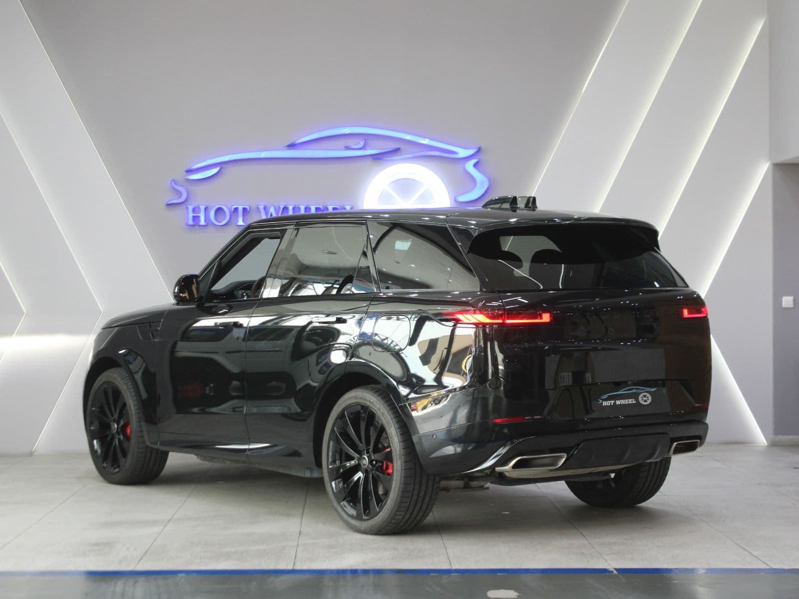 Land Rover Range Rover Sport P510e thumbnail 2