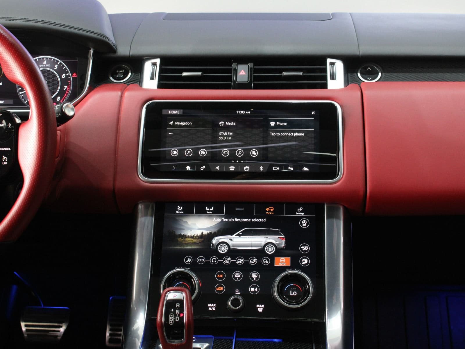 Land Rover Range Rover Sport SVR thumbnail 4