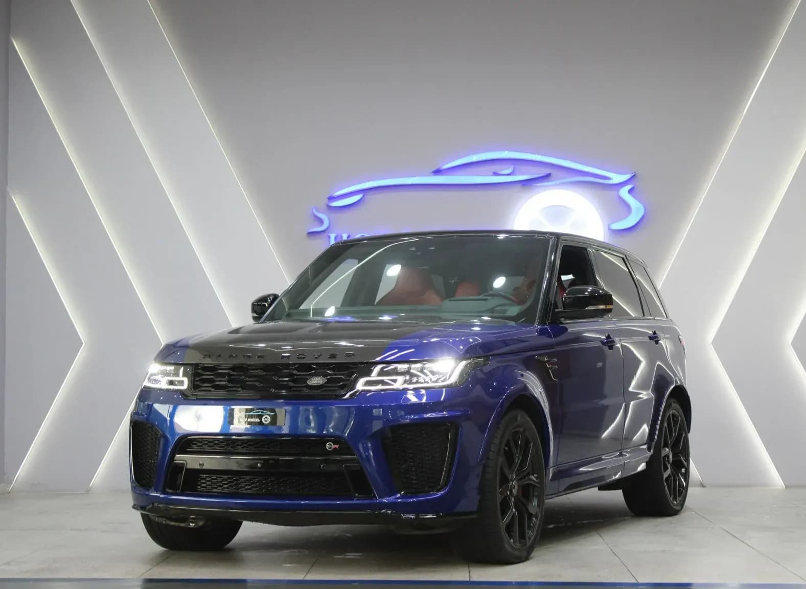Land Rover Range Rover SVR