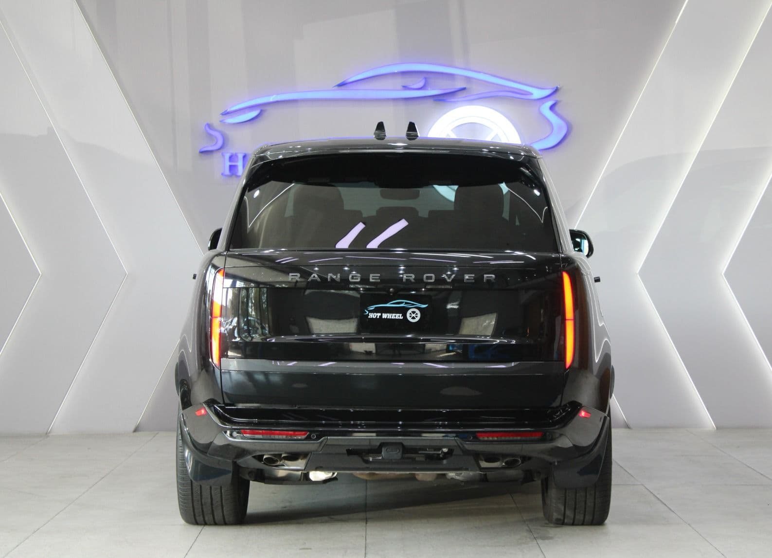 Land Rover Range Rover Vogue SE P530 L thumbnail 2