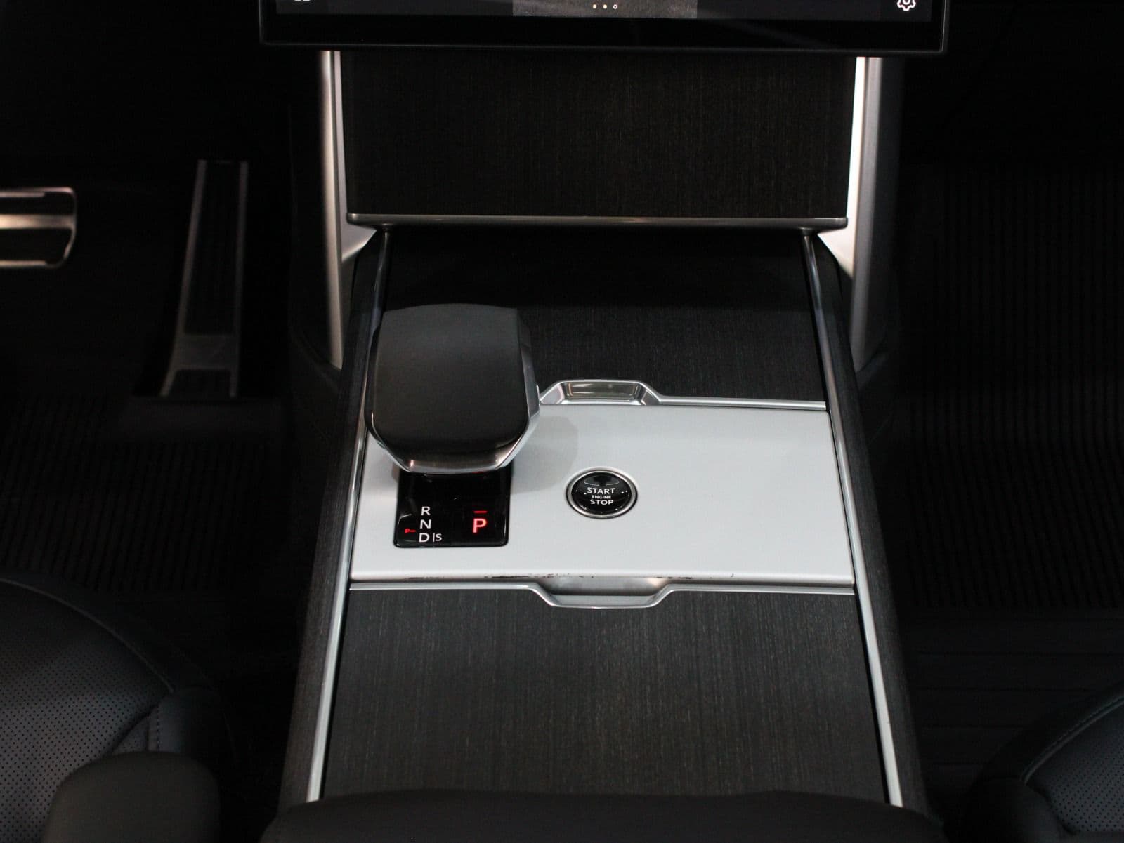 Land Rover Range Rover Vogue SE P530 L thumbnail 5