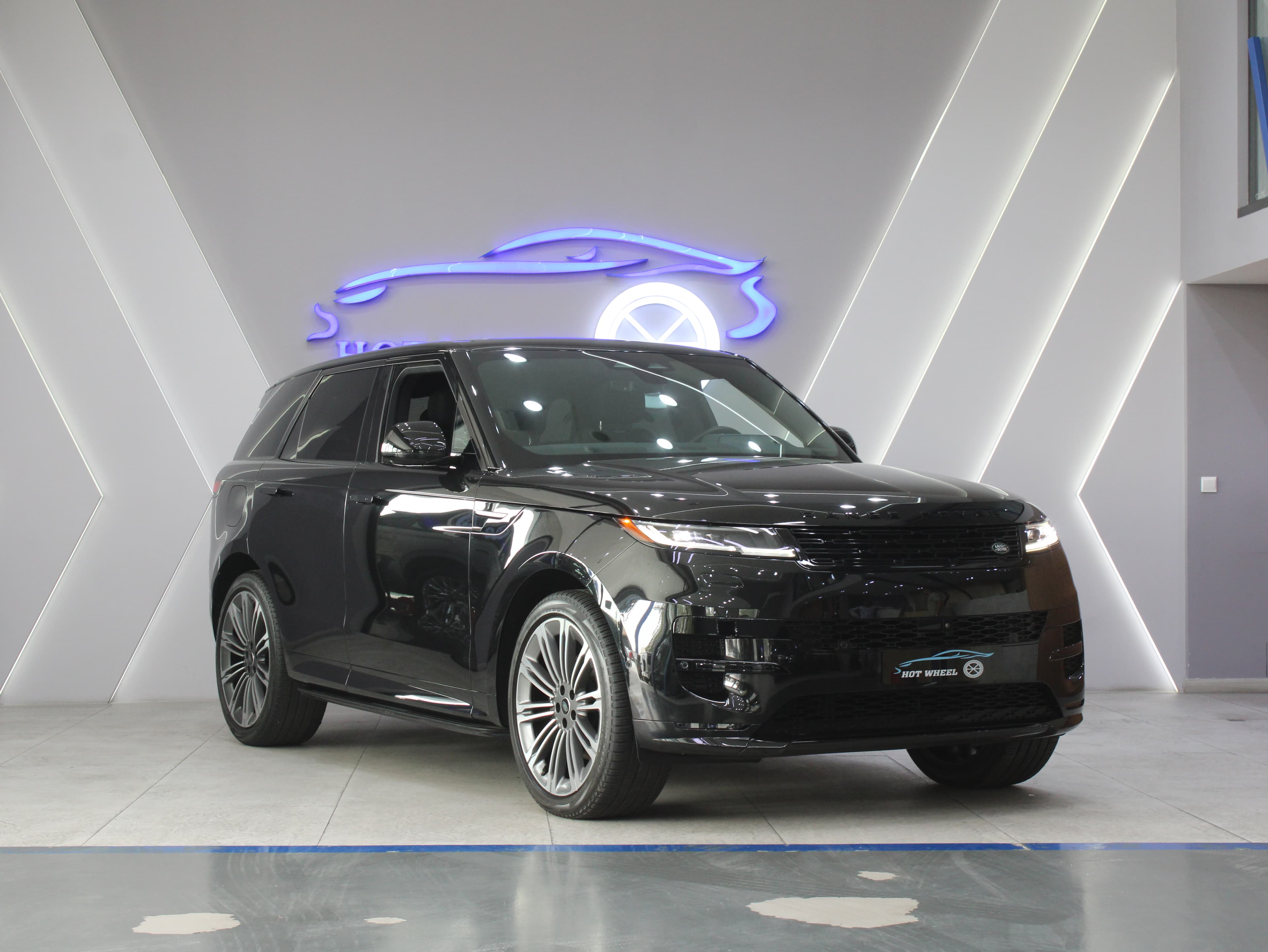 Land Rover Range Rover Sport thumbnail 3