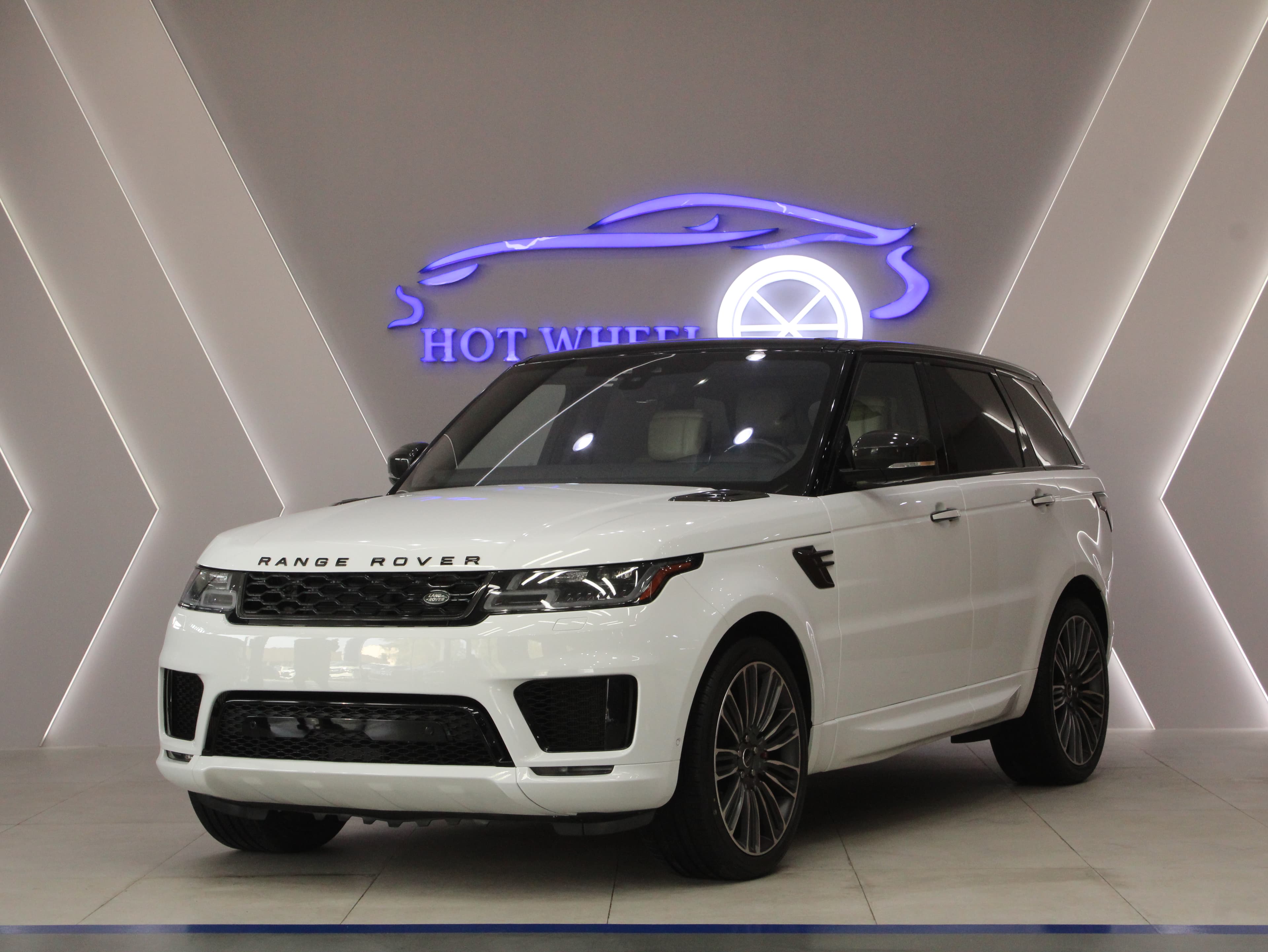 Land Rover Range Rover Sport HSE thumbnail 2