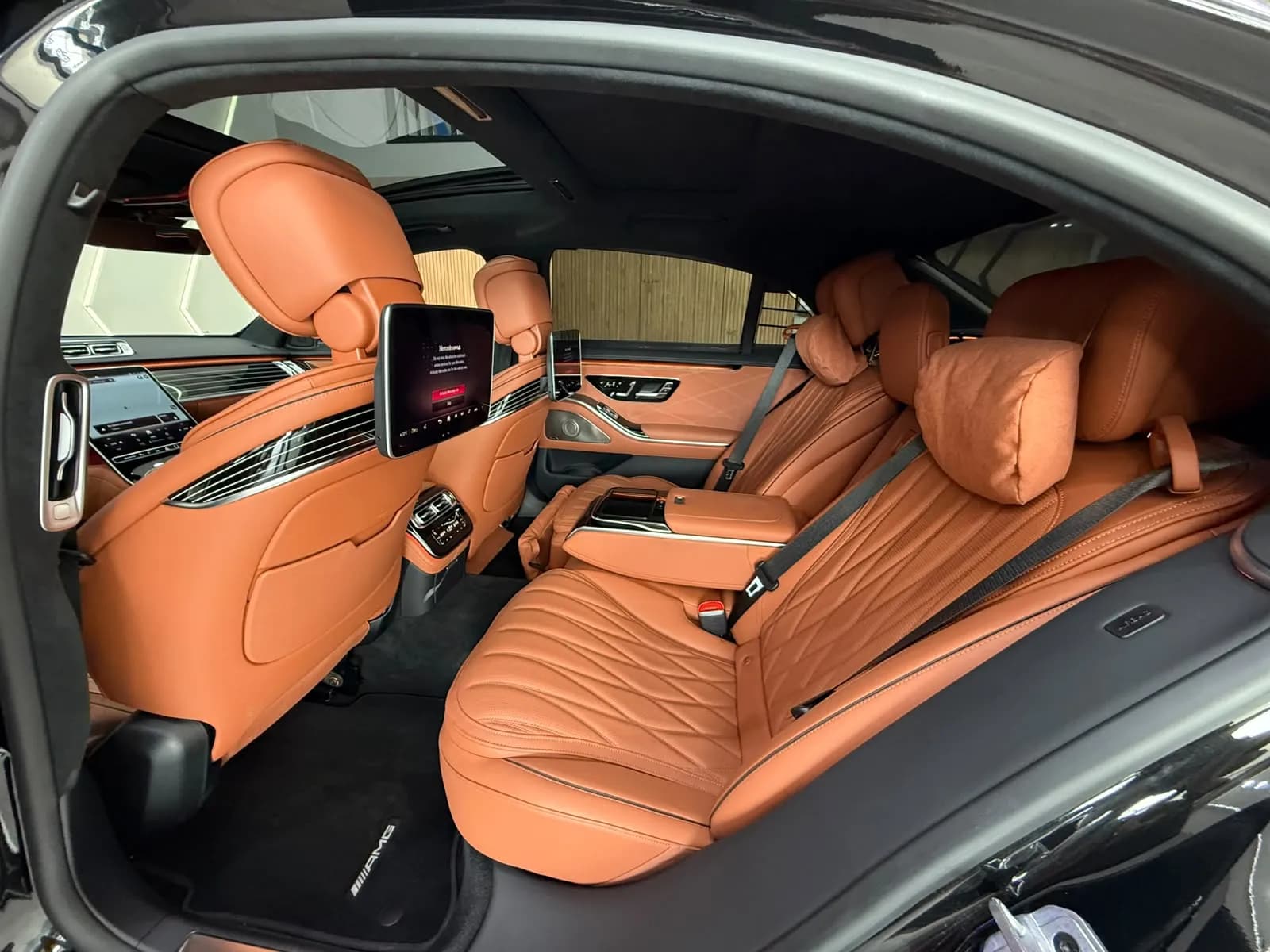 Mercedes-Benz S63 AMG - view 6