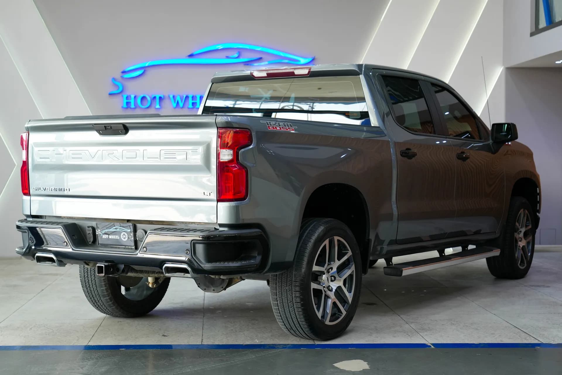 Chevrolet Silverado LT Z71 - view 4