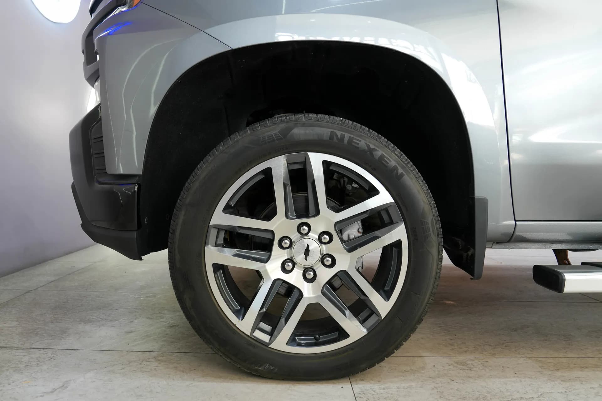 Chevrolet Silverado LT Z71 - view 5