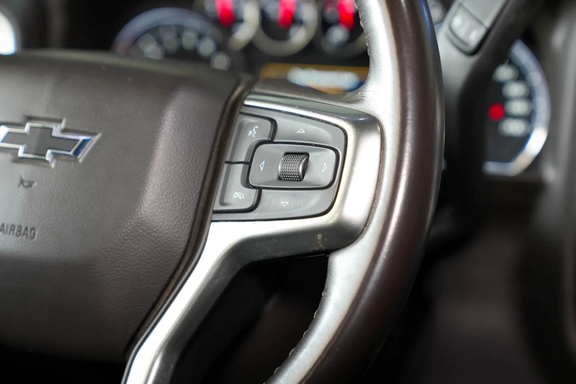 Chevrolet Silverado LT Z71 - view 11