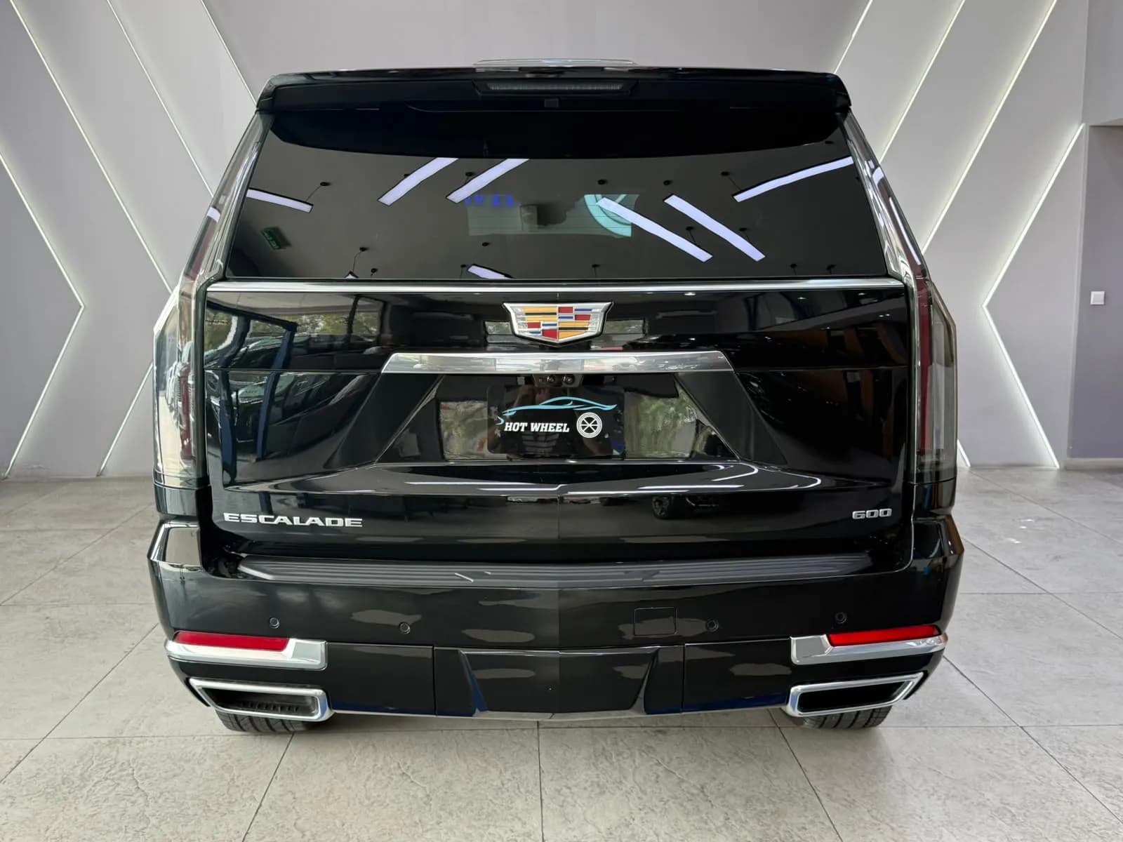 Cadillac SPORT PLATINUM - view 3